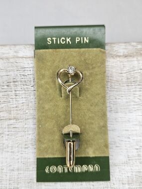 Vintage Gold Tone Heart And Clear Rhinestone Stick Pin 1980s Contempra